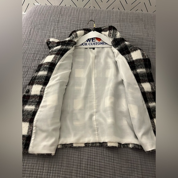 Banana Republic Italian fabric wool blend cost women size small plaid red gray - Picture 16 of 16